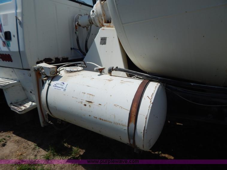 image for item G3496 1993 Ford LT8000 9 cu. yd. concrete mixer