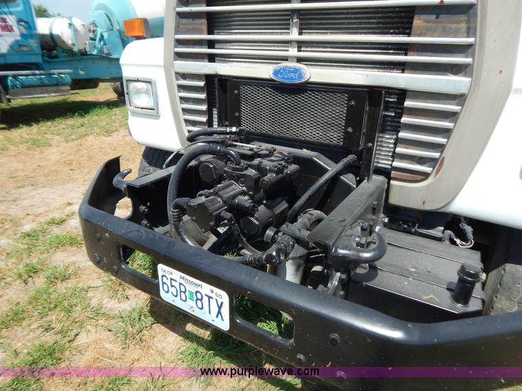 image for item G3496 1993 Ford LT8000 9 cu. yd. concrete mixer