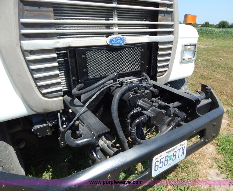 image for item G3496 1993 Ford LT8000 9 cu. yd. concrete mixer