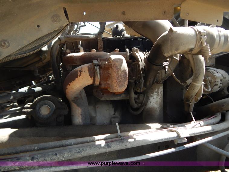 image for item G3496 1993 Ford LT8000 9 cu. yd. concrete mixer