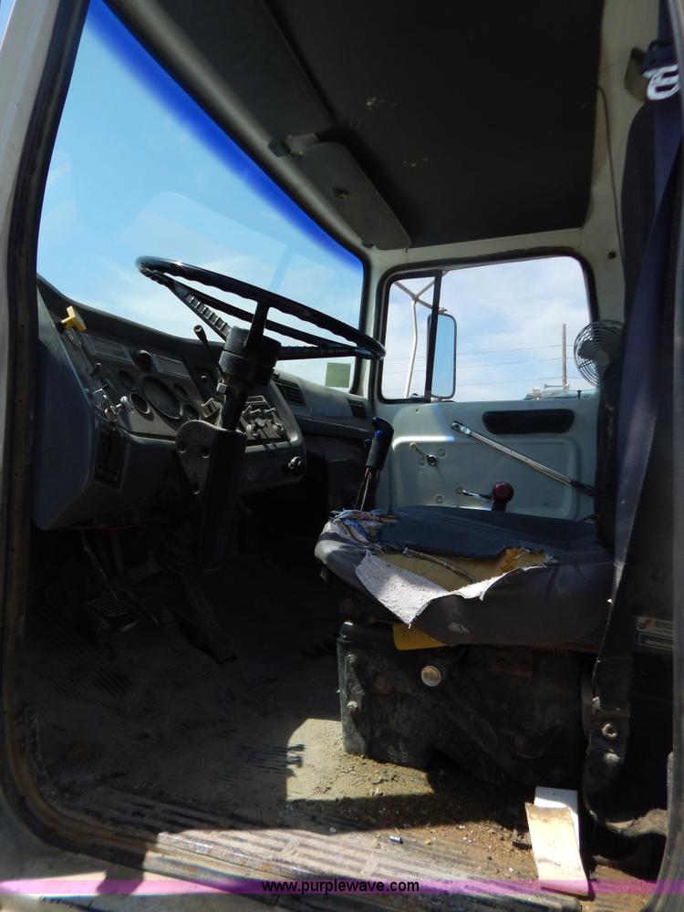 image for item G3496 1993 Ford LT8000 9 cu. yd. concrete mixer