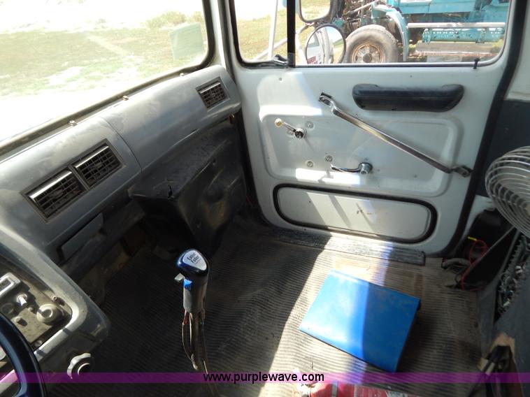 image for item G3496 1993 Ford LT8000 9 cu. yd. concrete mixer