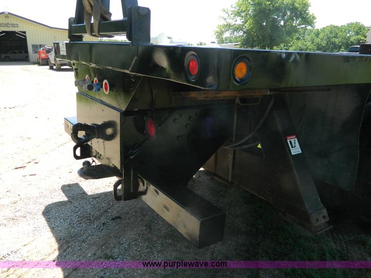 image for item G7876 1988 Ford L9000 AeroMax boom truck