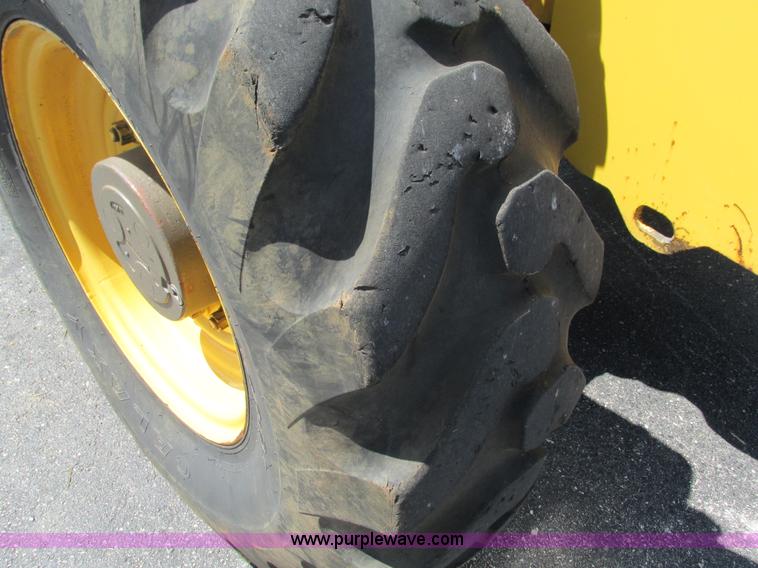 image for item G9449 Gehl DL6H telehandler