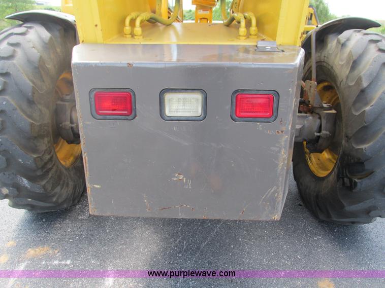 image for item G9449 Gehl DL6H telehandler