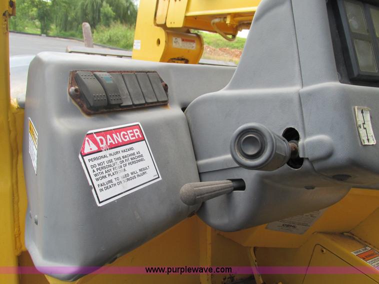 image for item G9449 Gehl DL6H telehandler