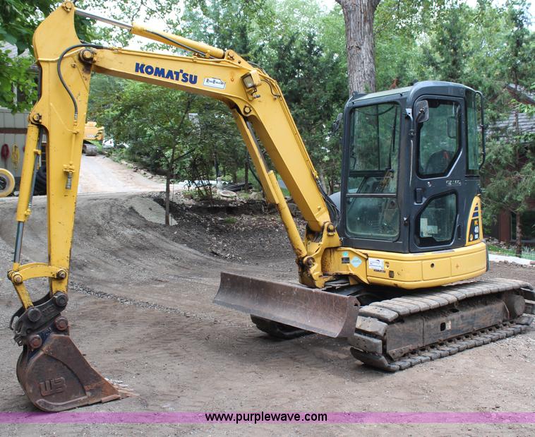 image for item H6607 2007 Komatsu PC40MR-2 mini excavator
