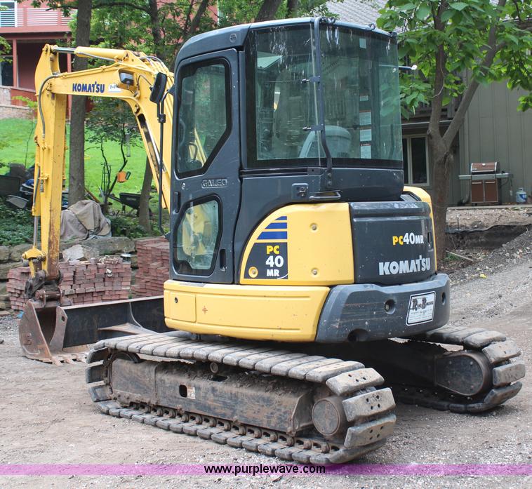 image for item H6607 2007 Komatsu PC40MR-2 mini excavator