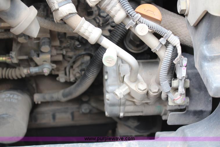 image for item H6607 2007 Komatsu PC40MR-2 mini excavator