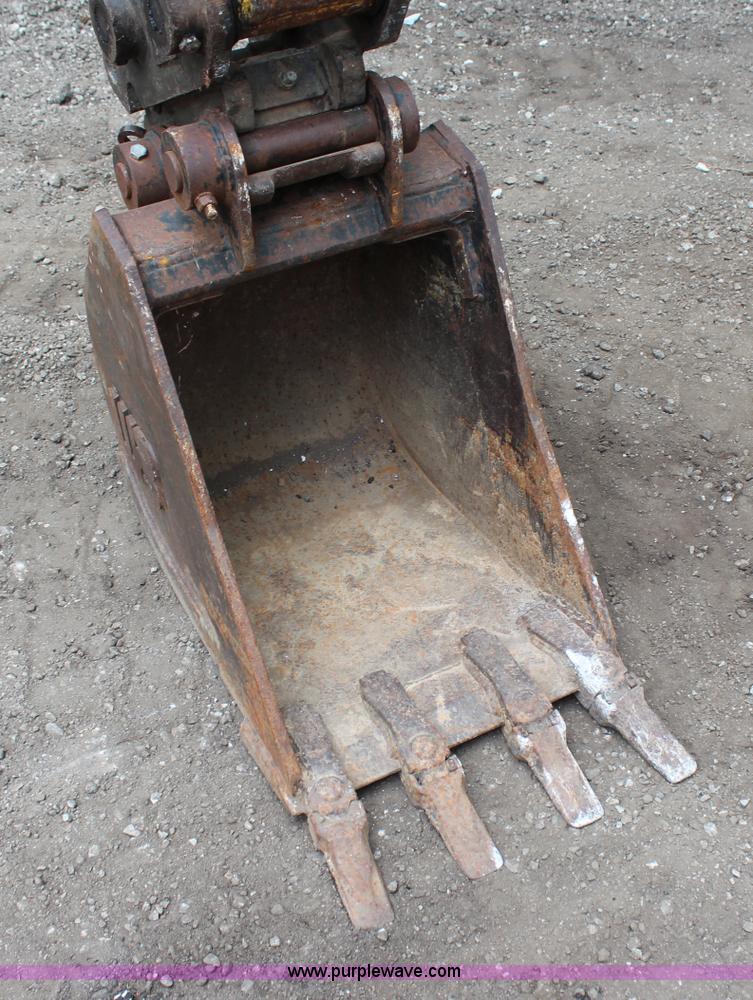 image for item H6607 2007 Komatsu PC40MR-2 mini excavator