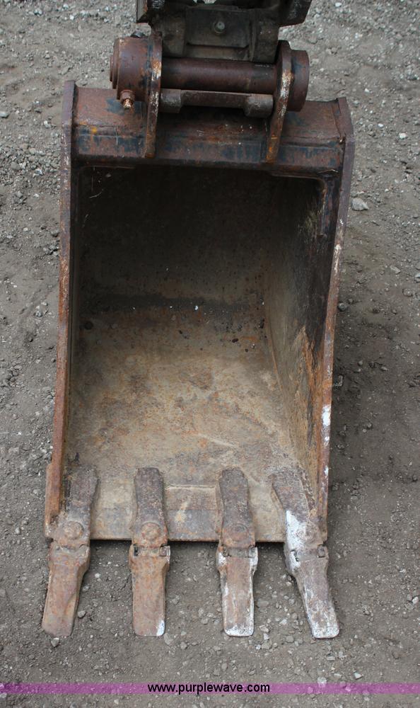 image for item H6607 2007 Komatsu PC40MR-2 mini excavator