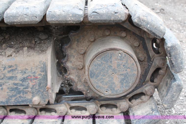 image for item H6607 2007 Komatsu PC40MR-2 mini excavator