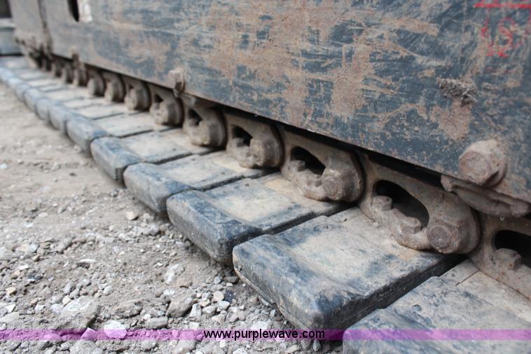 image for item H6607 2007 Komatsu PC40MR-2 mini excavator