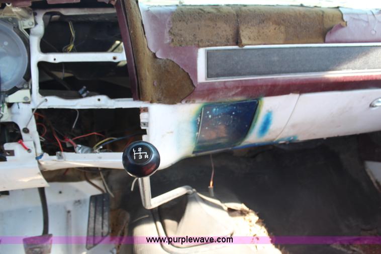 image for item H6629 1989 Chevrolet R3500 Crew Cab pickup truck