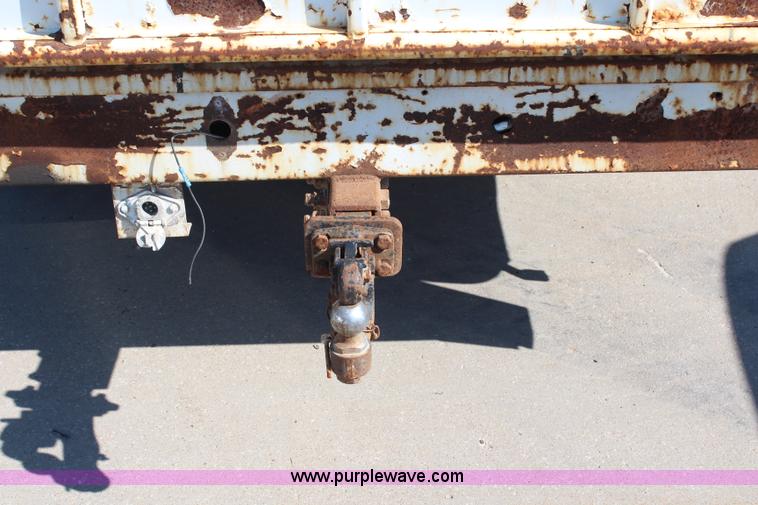 image for item H6629 1989 Chevrolet R3500 Crew Cab pickup truck