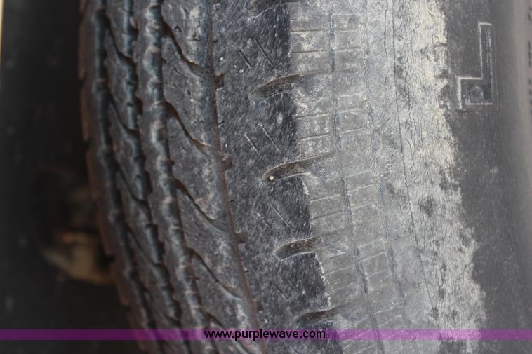 image for item H6629 1989 Chevrolet R3500 Crew Cab pickup truck