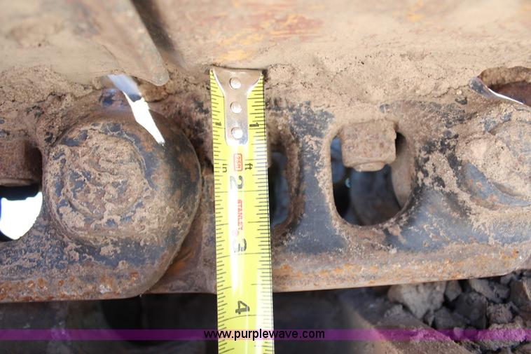 image for item H6658 1979 John Deere 690B excavator