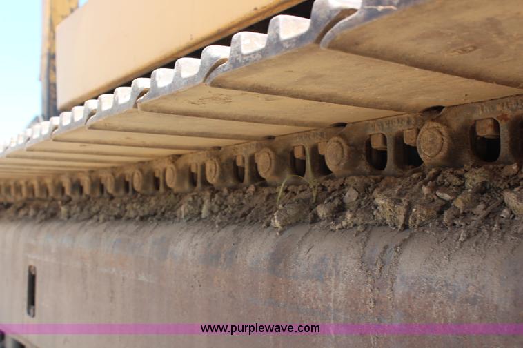 image for item H6658 1979 John Deere 690B excavator