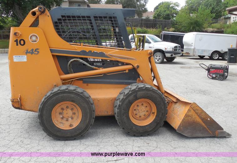 image for item H6681 2005 Case 445 skid steer