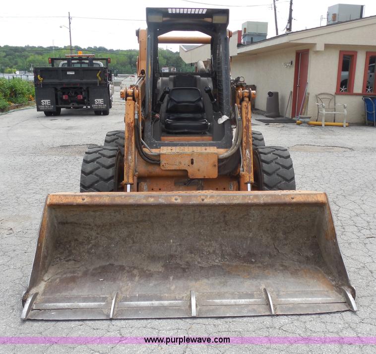 image for item H6681 2005 Case 445 skid steer