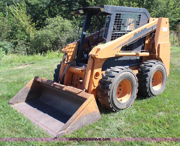 image for item H6683 2005 Case 440 skid steer