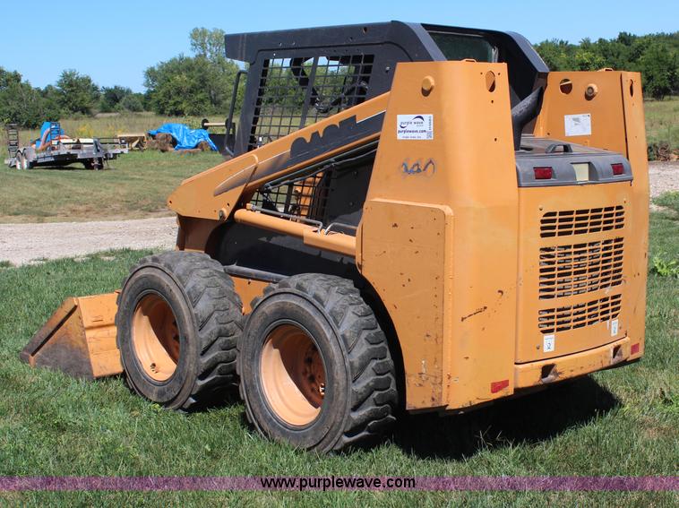 image for item H6683 2005 Case 440 skid steer
