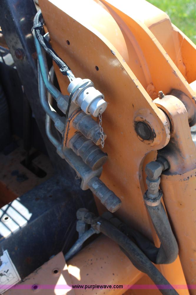 image for item H6683 2005 Case 440 skid steer