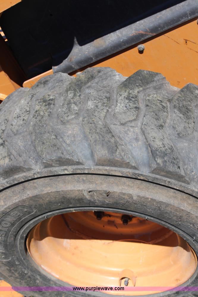 image for item H6683 2005 Case 440 skid steer