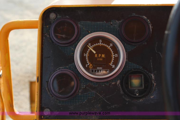 image for item H6688 1996 Ditch Witch 7610DD concrete wheel saw