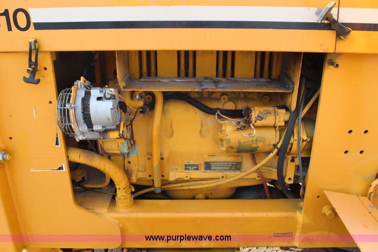 image for item H6688 1996 Ditch Witch 7610DD concrete wheel saw