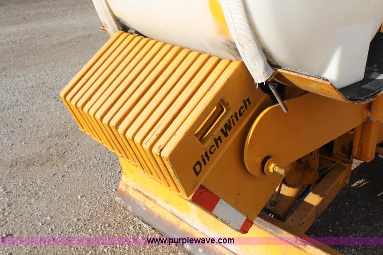 image for item H6688 1996 Ditch Witch 7610DD concrete wheel saw