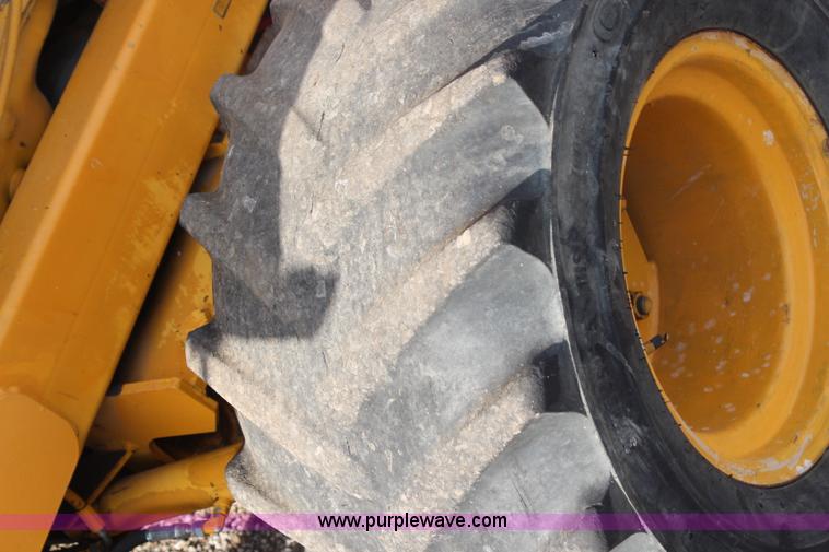 image for item H6688 1996 Ditch Witch 7610DD concrete wheel saw