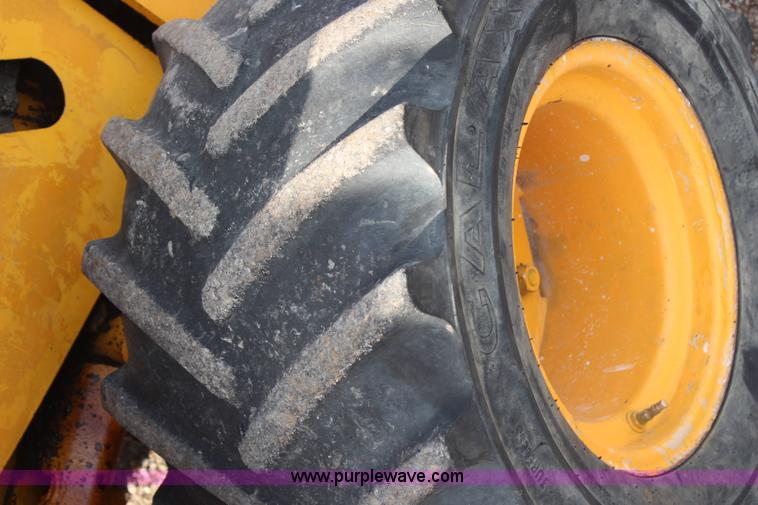 image for item H6688 1996 Ditch Witch 7610DD concrete wheel saw