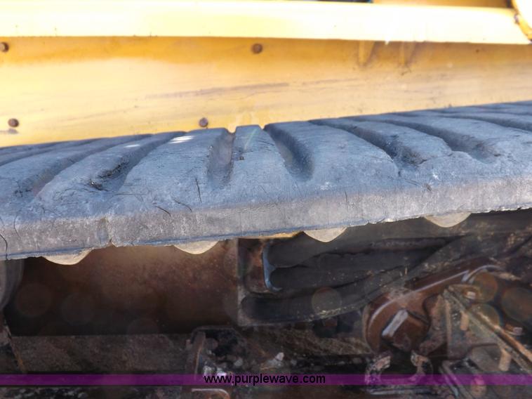 image for item I7604 2005 Caterpillar 277B track skid steer