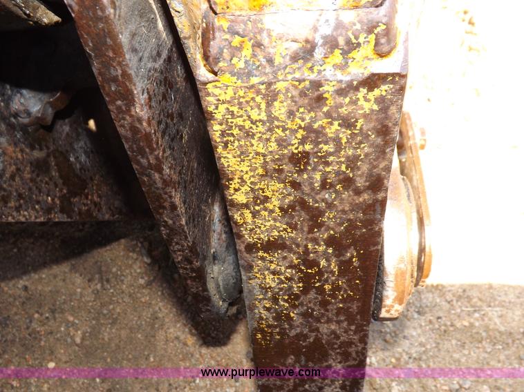 image for item I7604 2005 Caterpillar 277B track skid steer