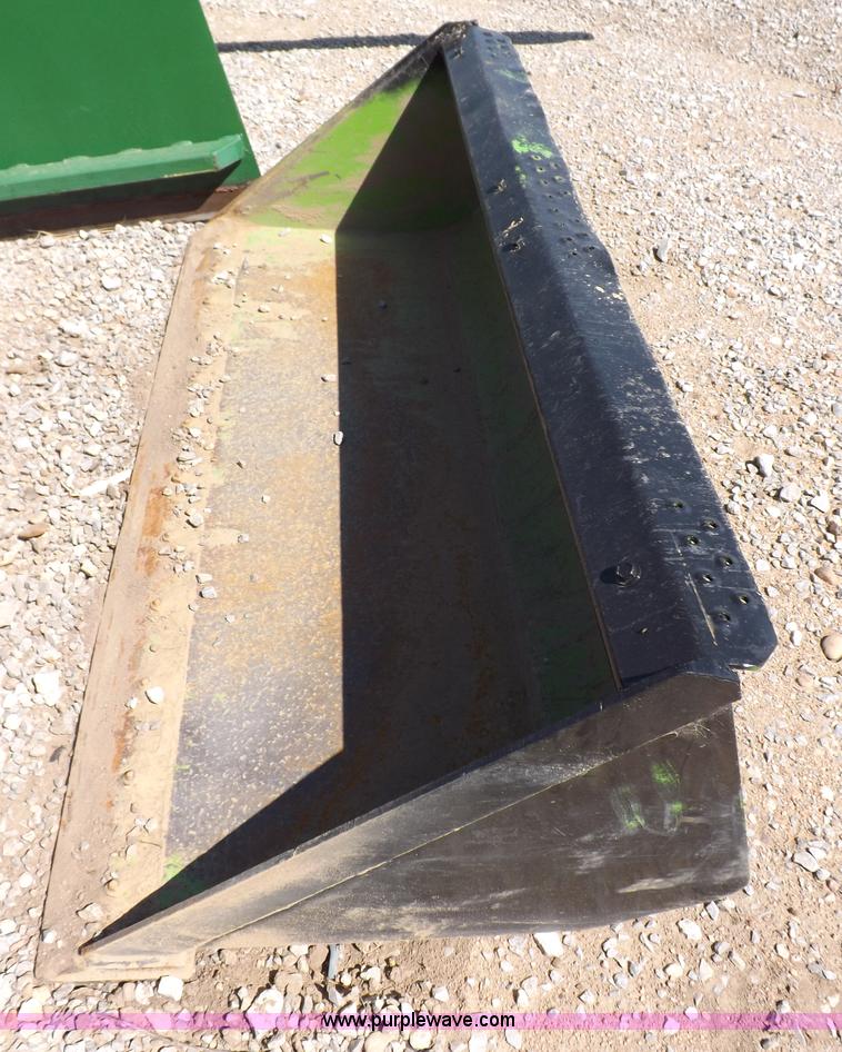 image for item I7604 2005 Caterpillar 277B track skid steer