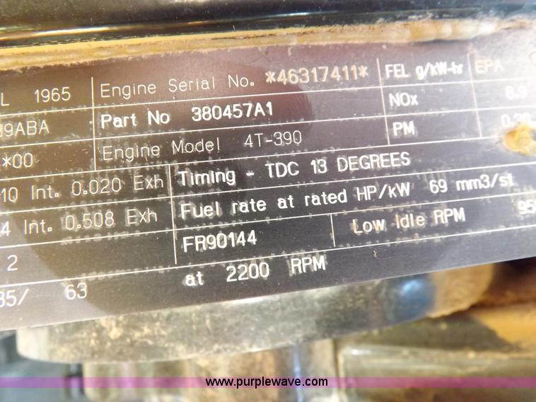 image for item I7618 2003 Case 570M XT landscape loader