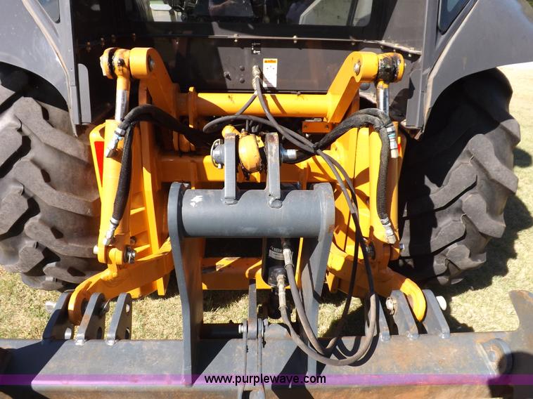 image for item I7618 2003 Case 570M XT landscape loader