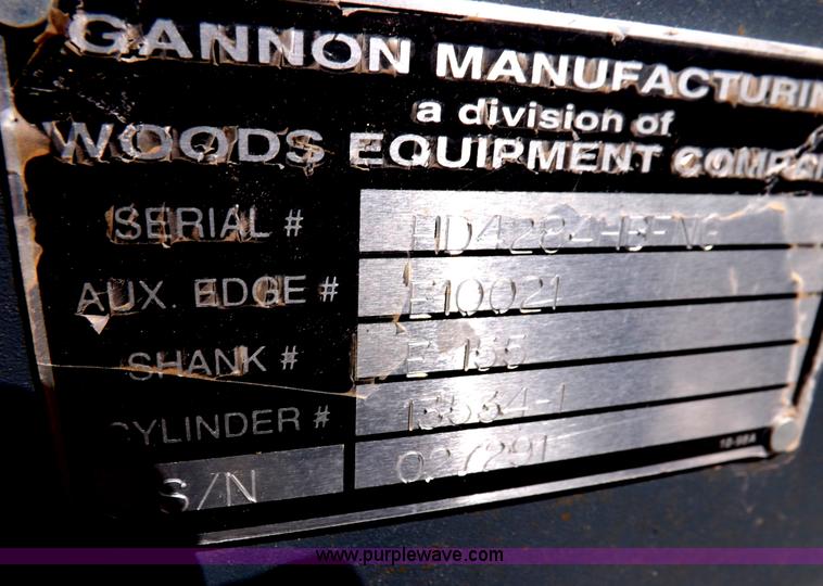 image for item I7618 2003 Case 570M XT landscape loader