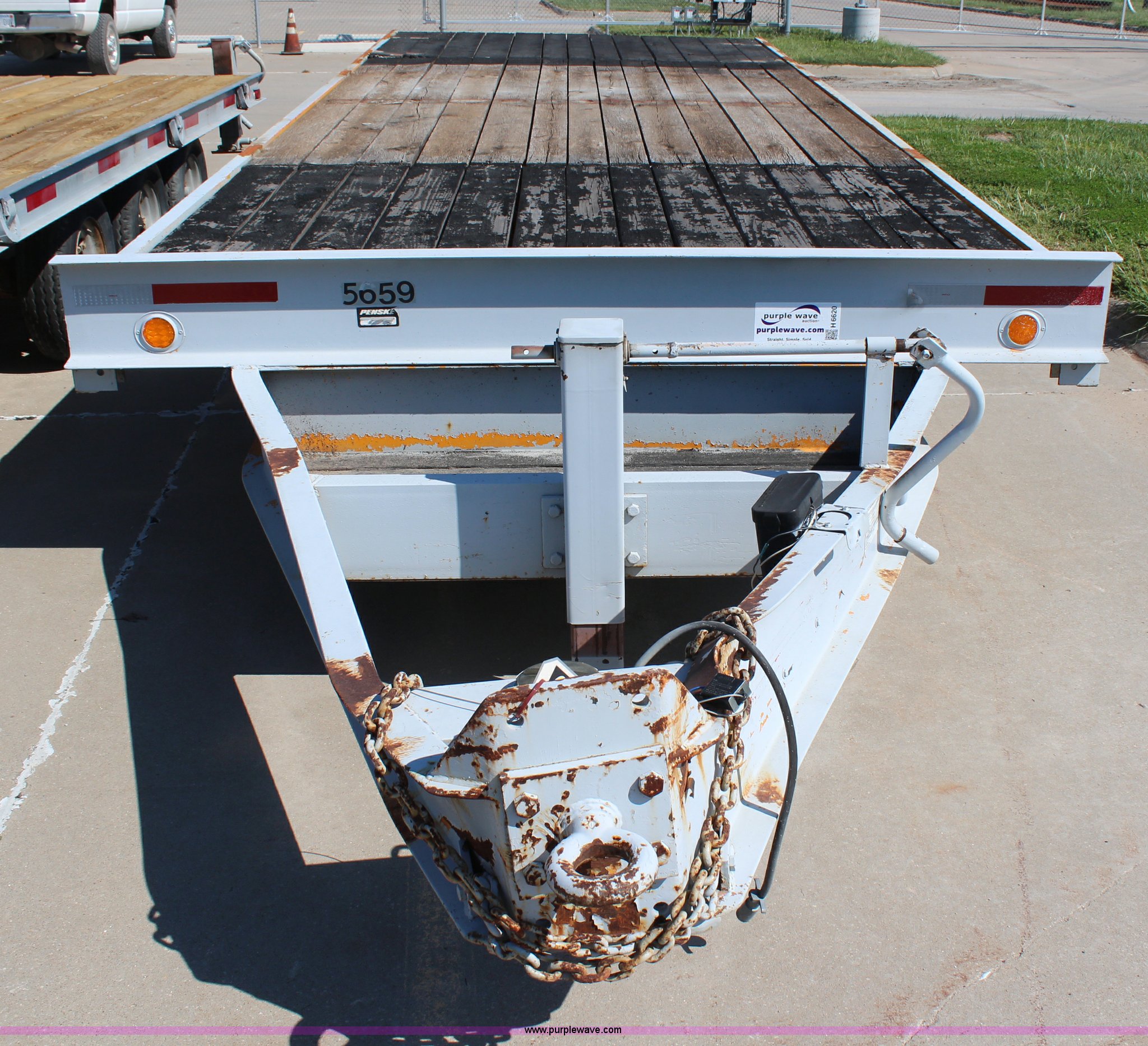 1988 Hudson triple axle flatbed trailer in Topeka, KS Item H6620 sold