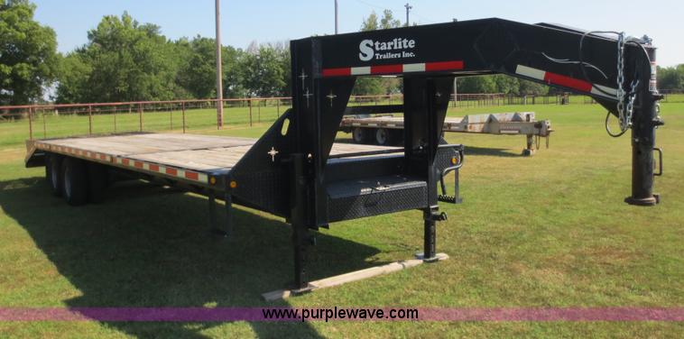 image for item D5951 2009 Starlite TDGNDV gooseneck trailer