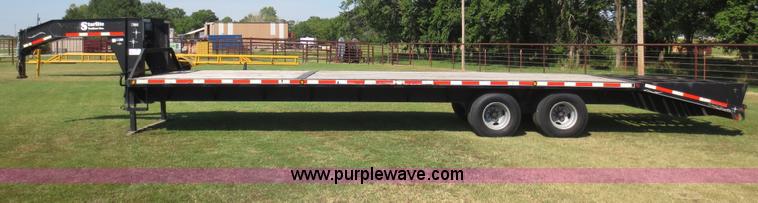 image for item D5951 2009 Starlite TDGNDV gooseneck trailer