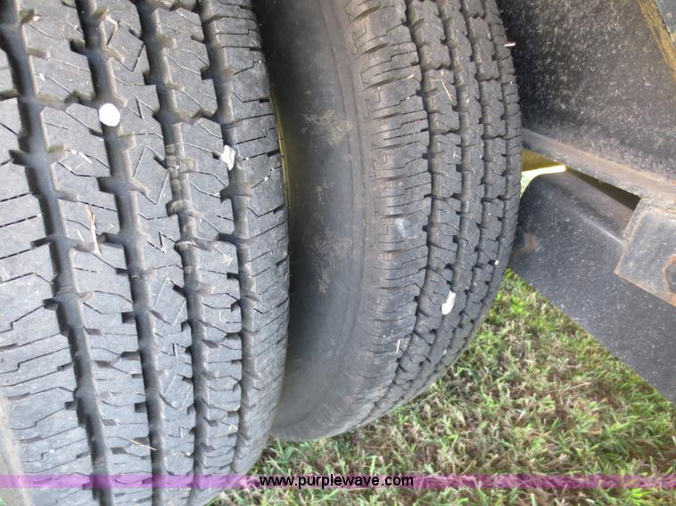 image for item D5951 2009 Starlite TDGNDV gooseneck trailer