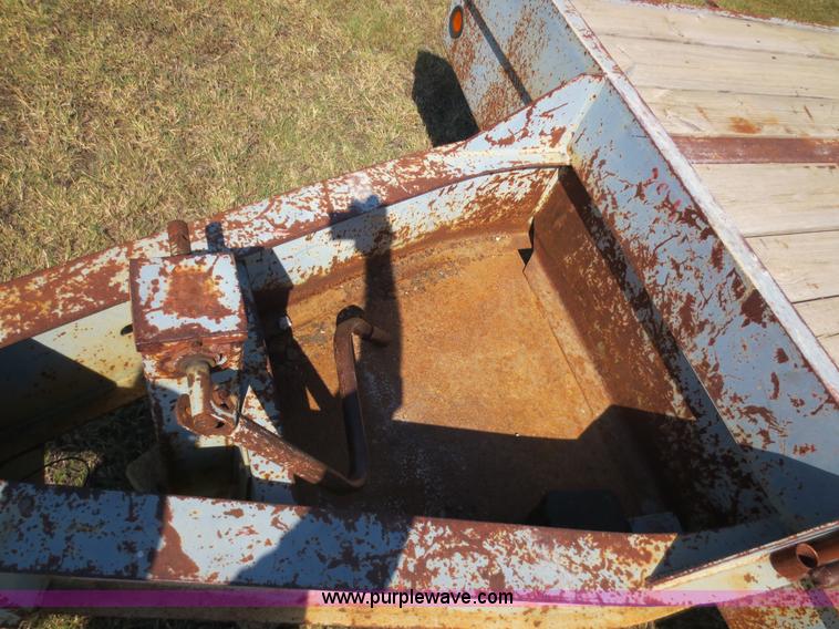 image for item D5952 1996 Interstate 18DT equipment trailer