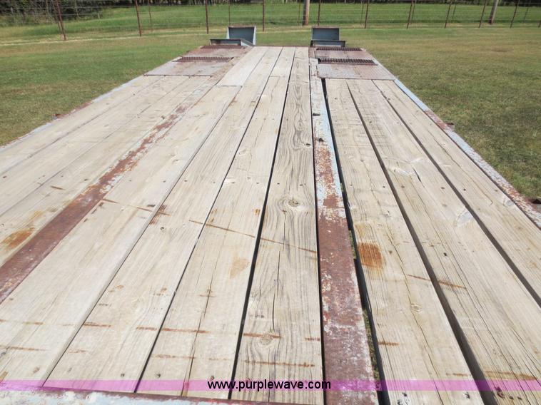 image for item D5952 1996 Interstate 18DT equipment trailer