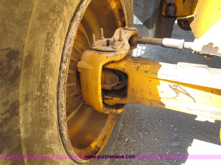 image for item D5954 2006 JCB 531-70 telehandler