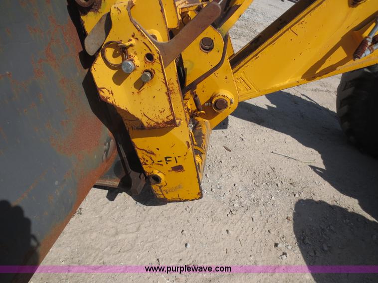 image for item D5954 2006 JCB 531-70 telehandler