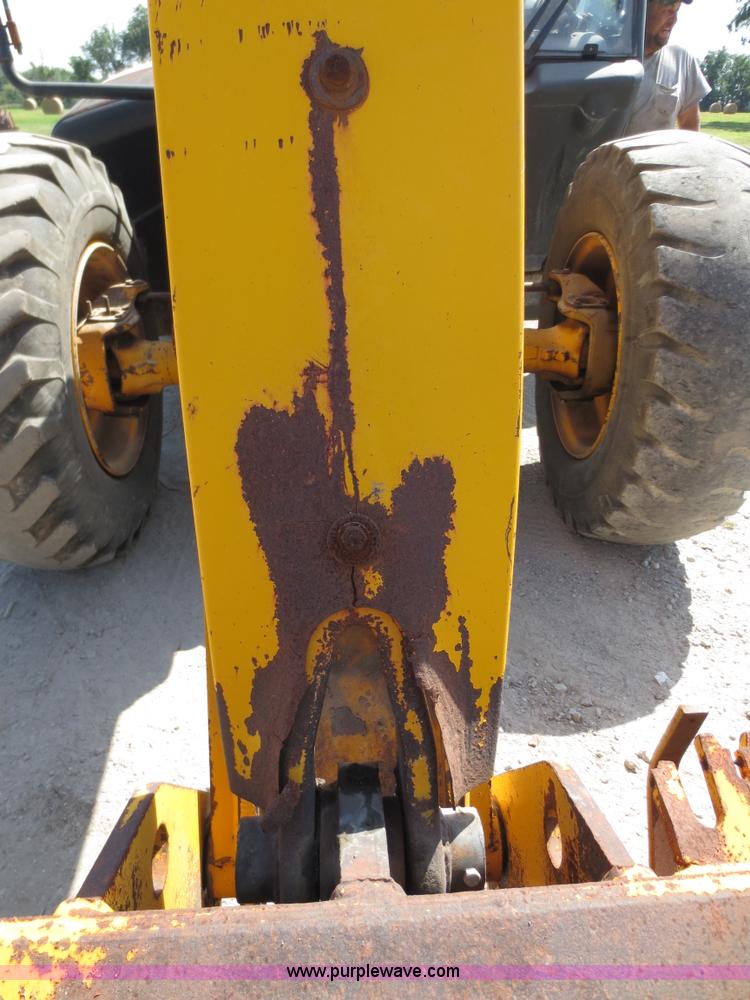 image for item D5954 2006 JCB 531-70 telehandler