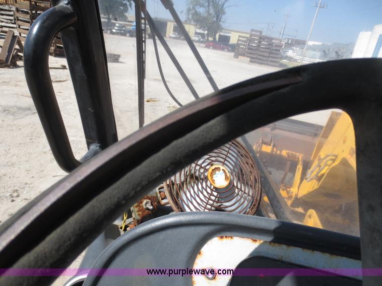 image for item D5954 2006 JCB 531-70 telehandler