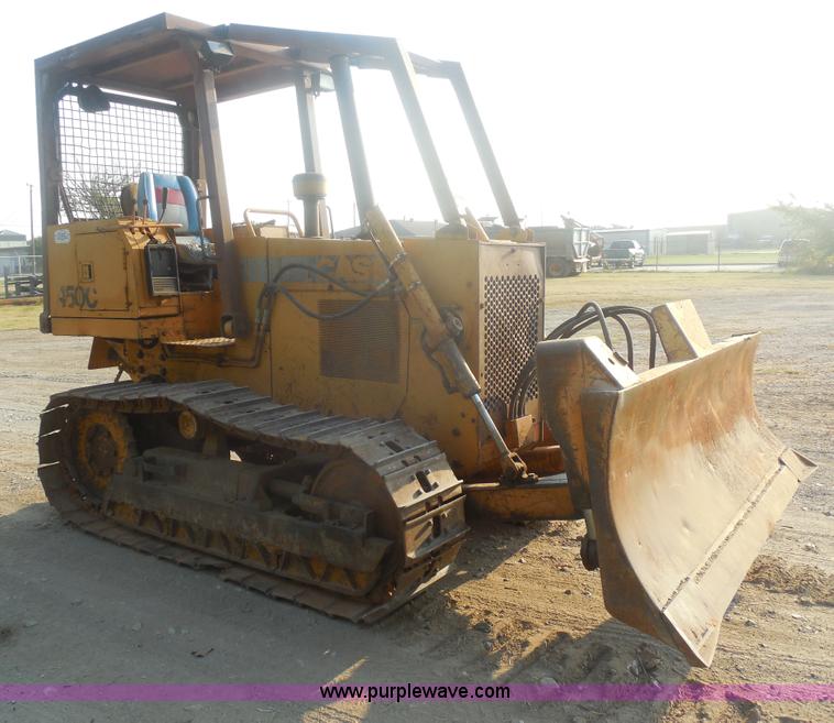 image for item E7621 1987 Case 450C dozer